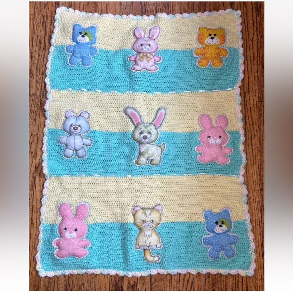Vintage Plush Animal Applique Crochet Baby Afghan Blanket Cute Kitsch Nursery